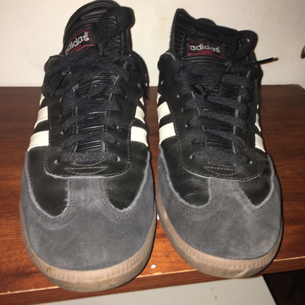 Black and white adidas men’s sneakers